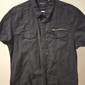 GUESS MENS BUTTON DOWN SHIRT